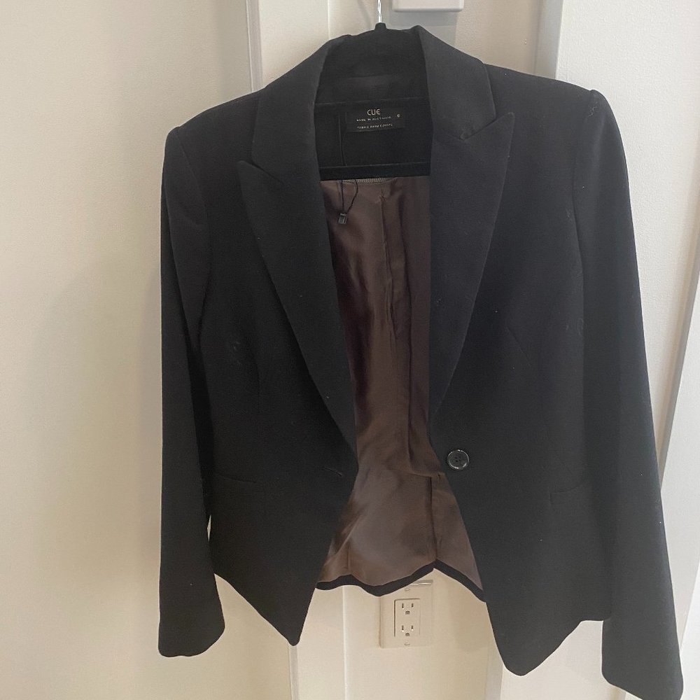 Cue Blazer (Black/Navy) Size AU 8 / US 4